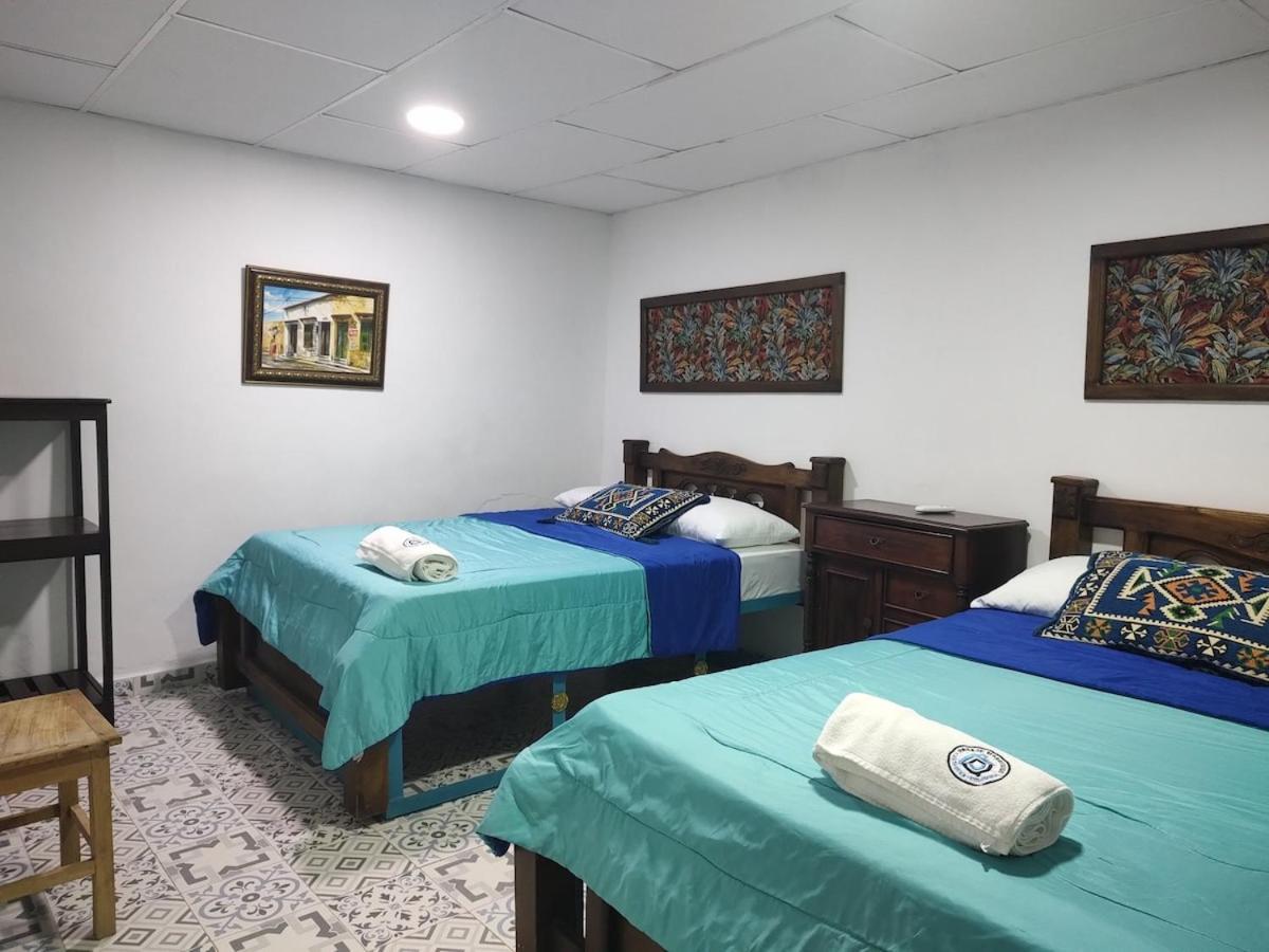 Bogavante Getsemani Familias